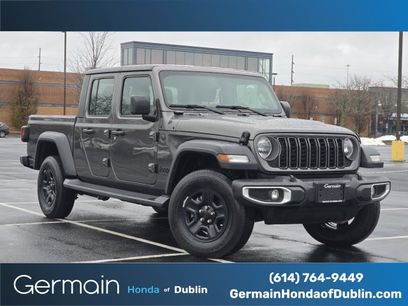 Used 2024 Jeep Gladiator Sport