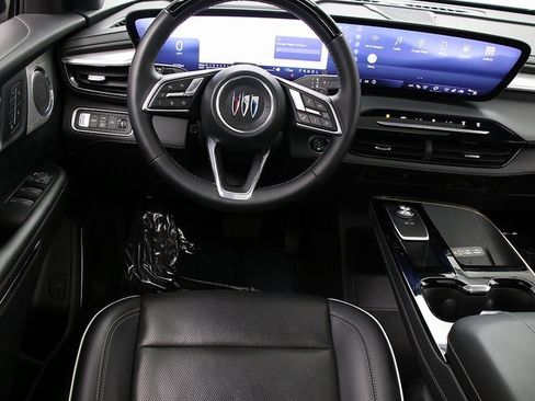 Certified 2025 Buick Enclave Avenir w/ Super Cruise Package image 12