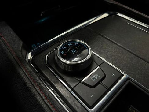 Used 2022 Ford Expedition Limited image 25