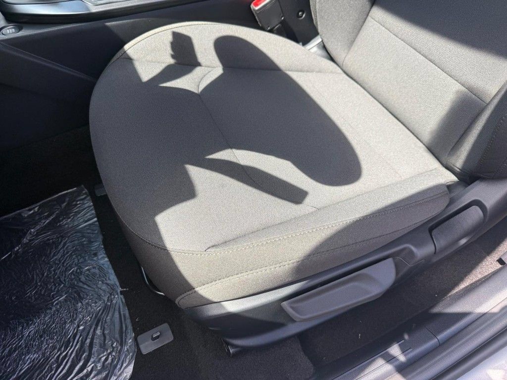 New 2026 Kia K4 FWD image 31
