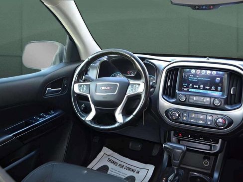 Used 2018 GMC Canyon SLE w/ SLE Convenience Package image 28