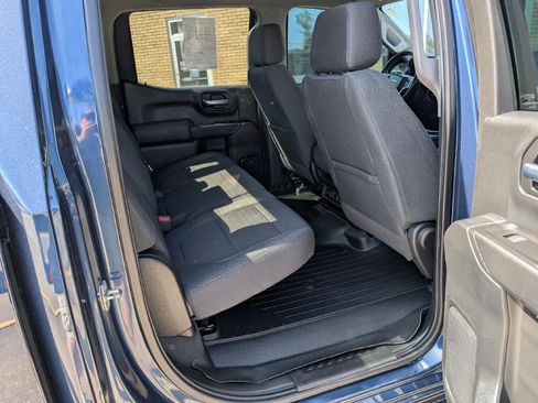 Used 2020 Chevrolet Silverado 1500 LT w/ Convenience Package AWD/4WD image 26