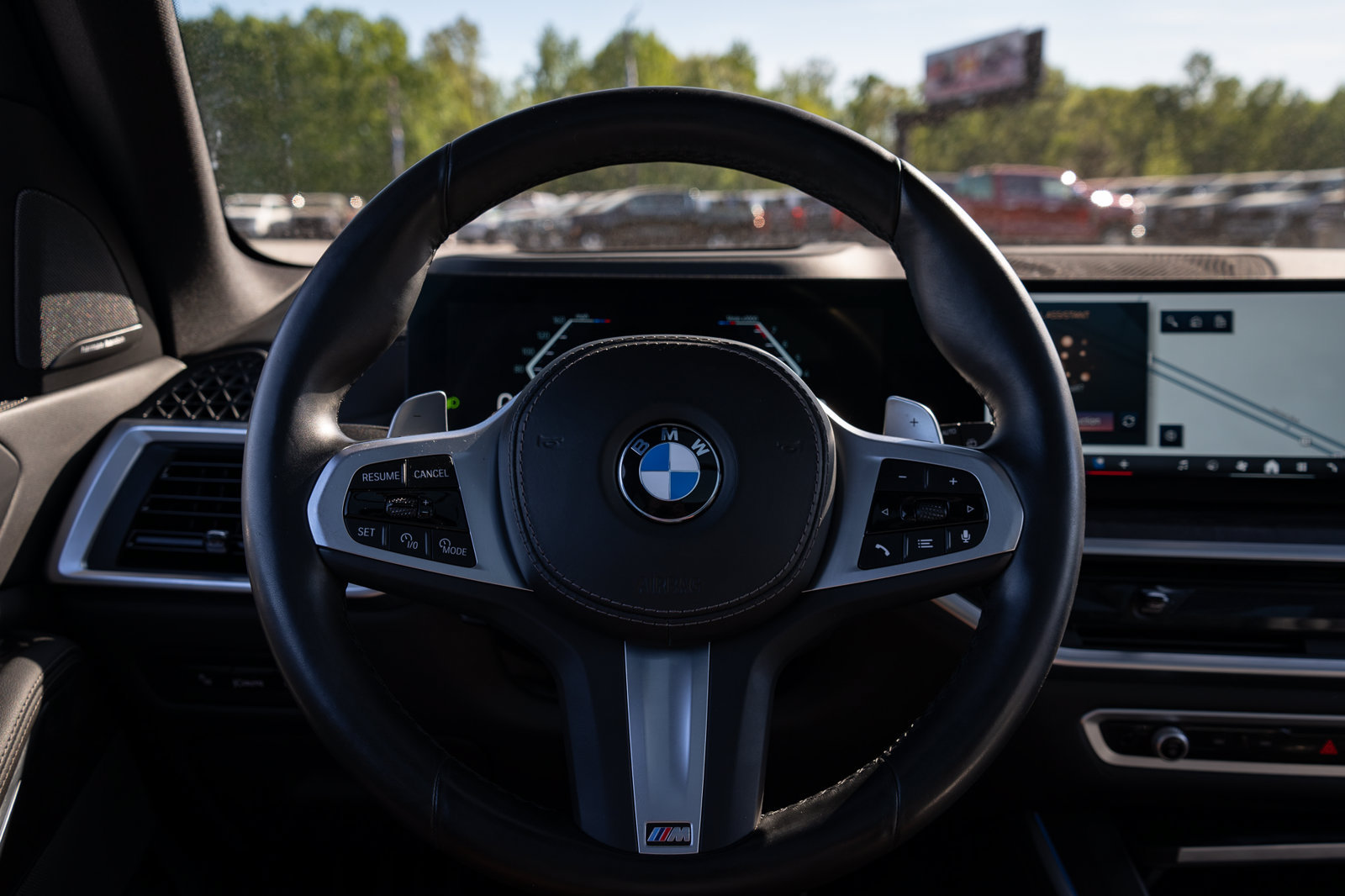 Used 2024 BMW X5 xDrive40i w/ M Sport Package AWD/4WD image 29