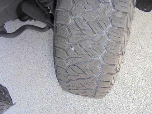 Used 2017 Toyota Tundra Limited image 5