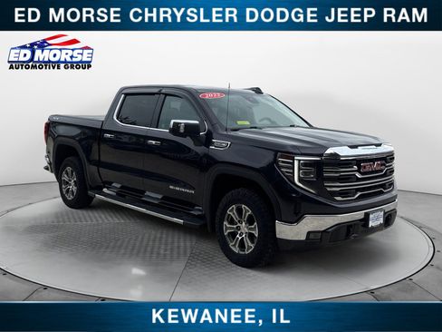 Used 2022 GMC Sierra 1500 SLT w/ SLT Convenience Package AWD/4WD image 7