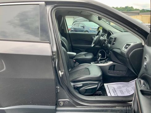 Used 2019 Jeep Compass Latitude w/ Popular Equipment Group AWD/4WD image 23