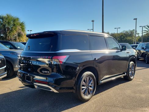 New 2026 INFINITI QX80 Pure image 3