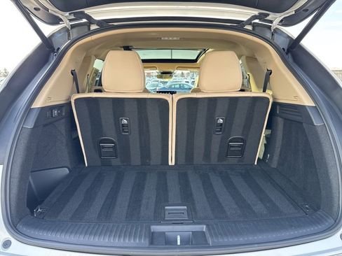 Certified 2025 Acura MDX w/ Technology Package image 38