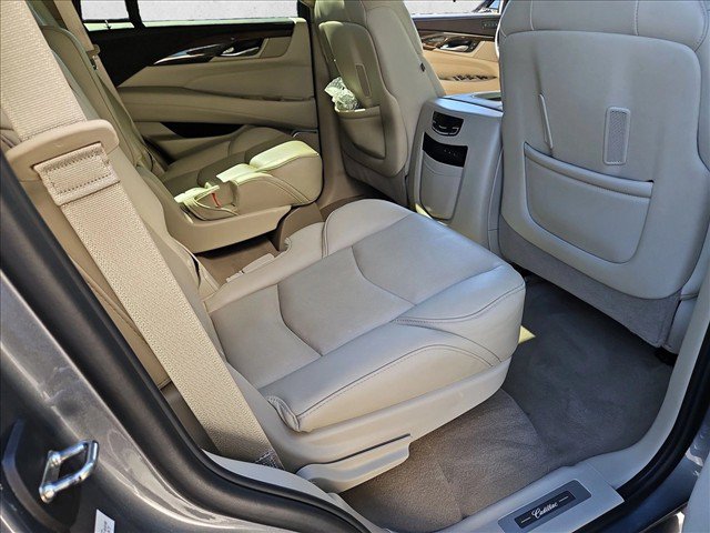 Used 2019 Cadillac Escalade Premium Luxury AWD/4WD image 23
