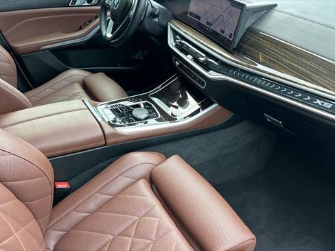 Used 2024 BMW X5 xDrive50e w/ Parking Assistance Package image 15