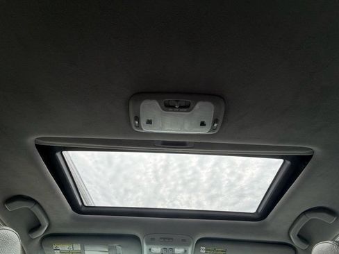 Used 2006 Lexus LX 470 4WD image 12