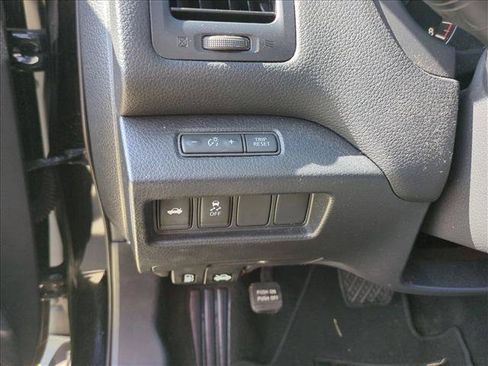 Used 2017 Nissan Altima 2.5 SV FWD image 13