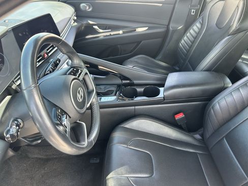 Used 2024 Hyundai Elantra Limited FWD image 26