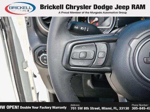 Used 2023 Jeep Gladiator Sport AWD/4WD image 28