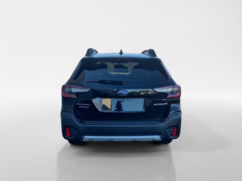 Used 2022 Subaru Outback Limited image 5