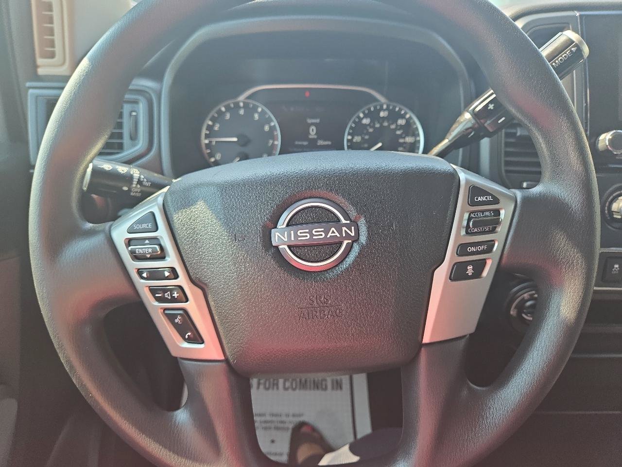 Used 2024 Nissan Titan SV AWD/4WD image 12