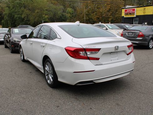 Used 2018 Honda Accord LX image 10