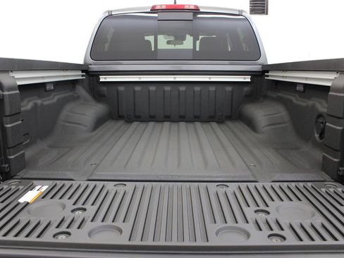 New 2026 Nissan Frontier SV w/ SV Convenience Package AWD/4WD image 28