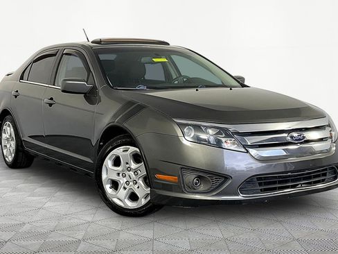 Used 2011 Ford Fusion SE w/ 202A Rapid Spec Order Code image 3
