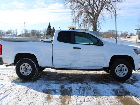 Used 2018 Chevrolet Colorado W/T image 3