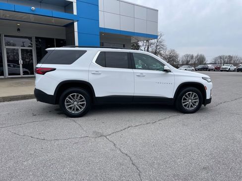 Used 2023 Chevrolet Traverse LT image 54