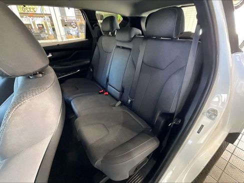 Used 2020 Hyundai Santa Fe SEL w/ Convenience Package image 14