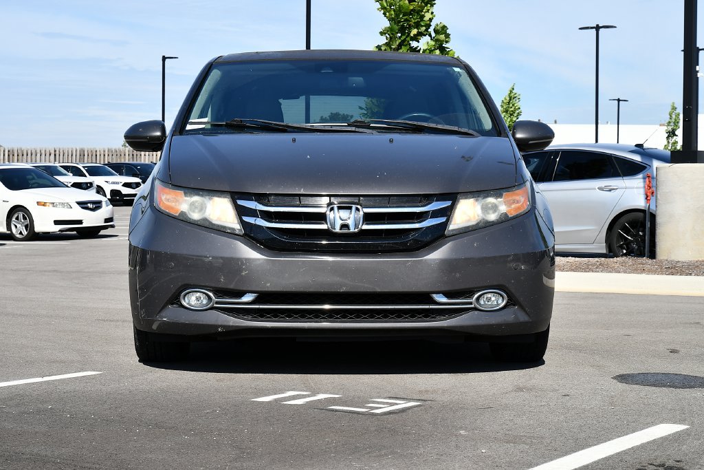 Used 2016 Honda Odyssey Touring Elite image 3