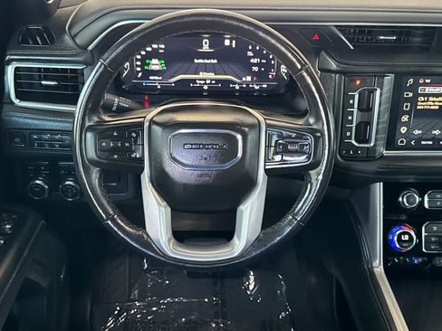 Used 2022 GMC Yukon Denali AWD/4WD image 15