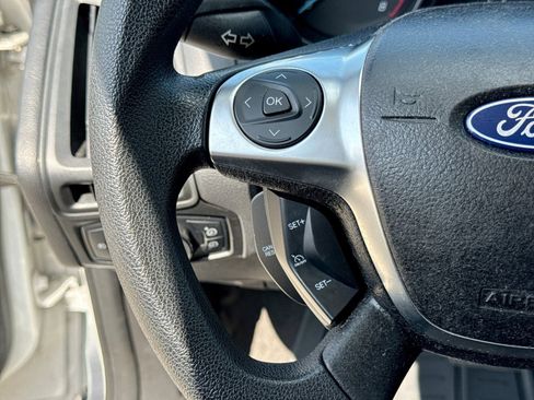 Used 2012 Ford Focus SE FWD image 22