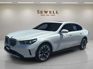 Certified 2025 BMW 530i xDrive AWD/4WD video 1