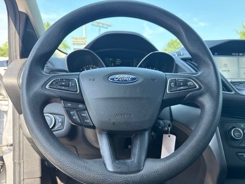 Used 2018 Ford Escape SE w/ SE Sync 3 Package FWD image 7