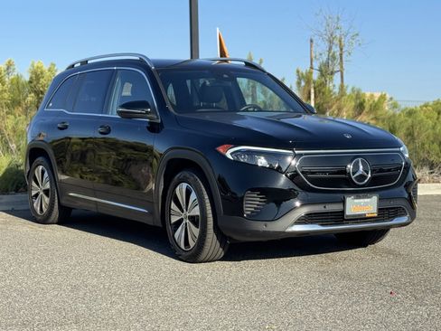 Used 2023 Mercedes-Benz EQB 300 4MATIC image 6