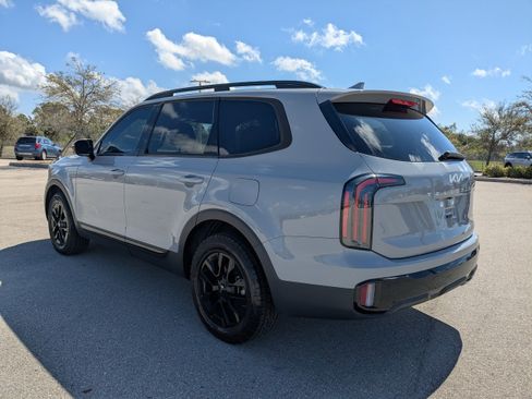 Certified 2024 Kia Telluride SX X-Pro image 7