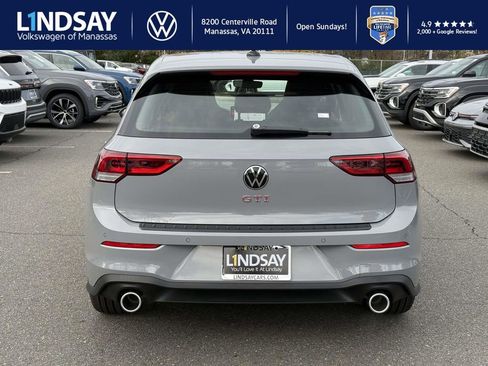 New 2026 Volkswagen GTI SE image 3