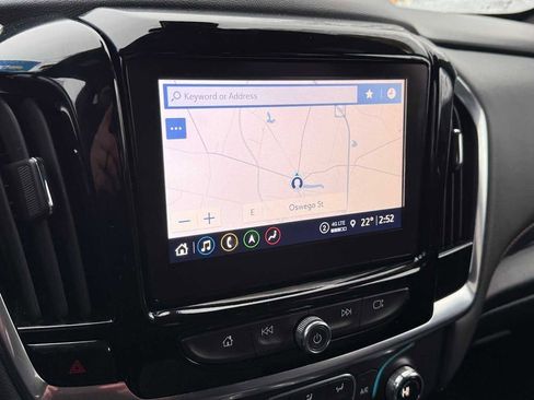 Used 2023 Chevrolet Traverse RS image 54