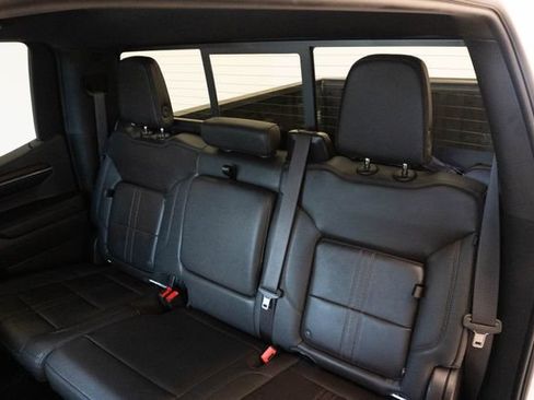 Used 2024 Chevrolet Silverado 1500 High Country w/ High Country Premium Package image 22