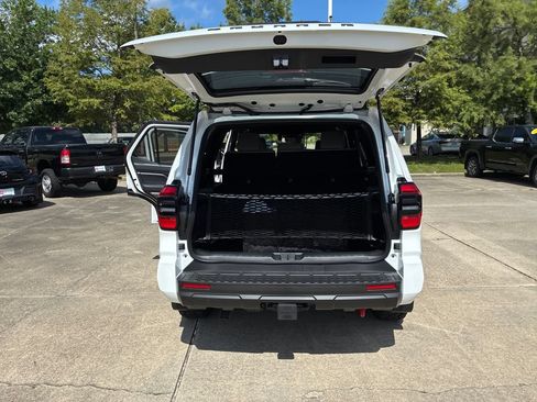 New 2026 Toyota 4Runner SR5 AWD/4WD image 49
