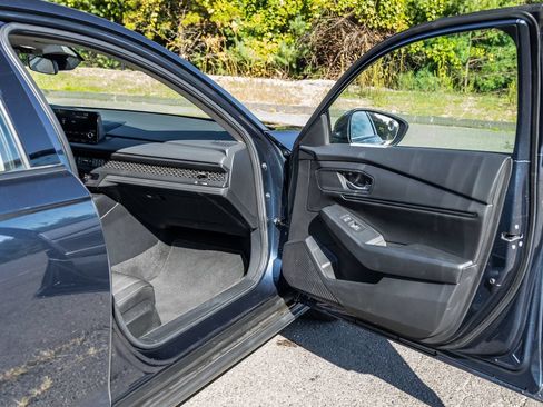 Used 2024 Honda Accord EX image 18
