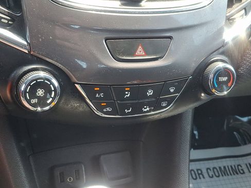 Used 2019 Chevrolet Cruze LS w/ LS Convenience Package FWD image 15