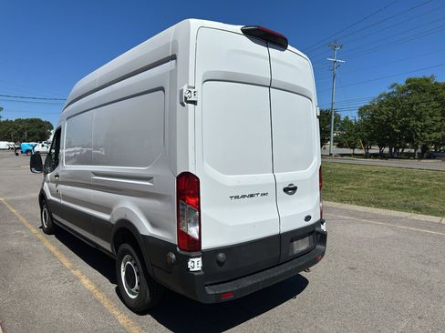 Used 2022 Ford Transit 250 148 High Roof w/ Load Area Protection Package RWD image 6