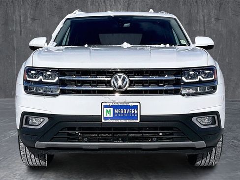 Used 2018 Volkswagen Atlas SEL Premium image 2