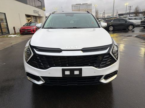 Certified 2023 Kia Sportage SX image 3