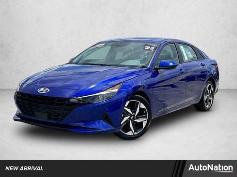 Used 2023 Hyundai Elantra SEL w/ Convenience Package FWD image 1