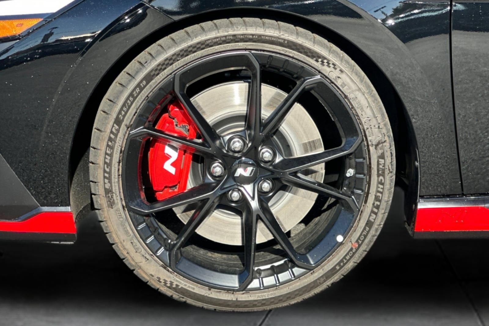 New 2026 Hyundai Elantra N FWD image 26
