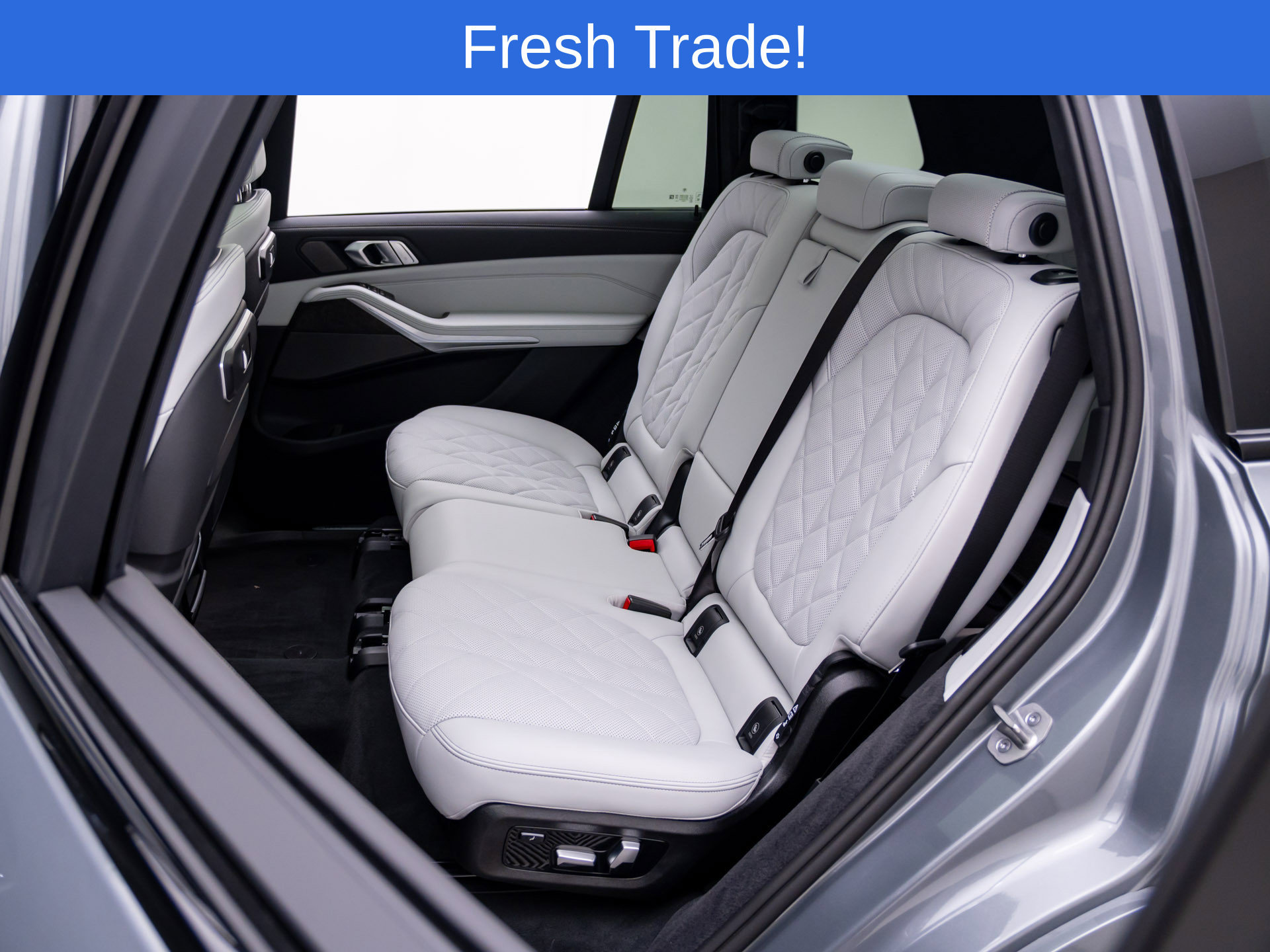Certified 2026 BMW X7 xDrive40i w/ M Sport Package AWD/4WD image 16