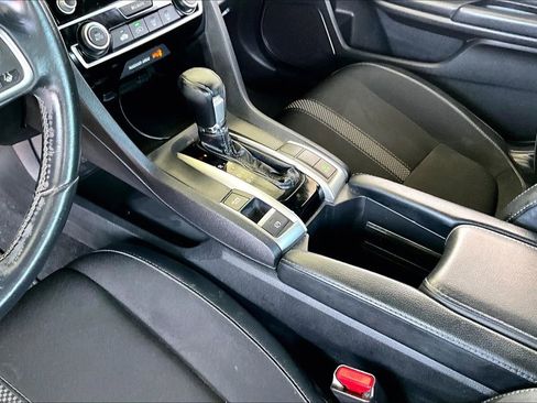 Used 2019 Honda Civic Sport image 15