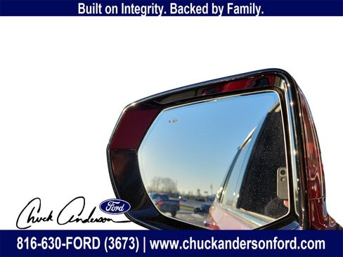 Used 2024 GMC Yukon AT4 w/ AT4 Premium Package image 12