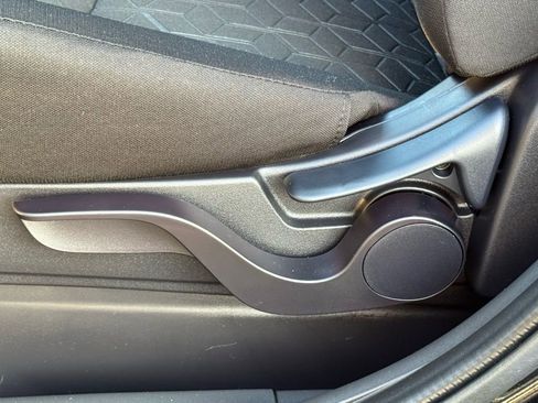 Used 2025 Mitsubishi Outlander Sport AWD image 20