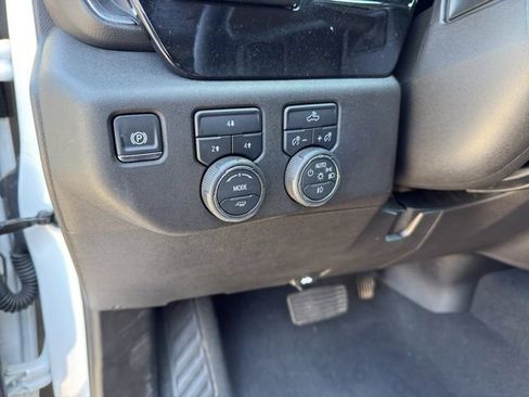 Used 2025 Chevrolet Silverado 2500 LT w/ Convenience Package AWD/4WD image 10