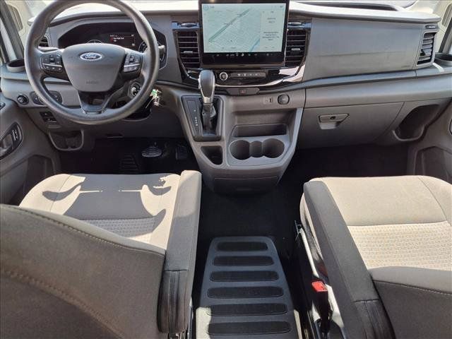 Used 2024 Ford Transit 350 XLT RWD image 17